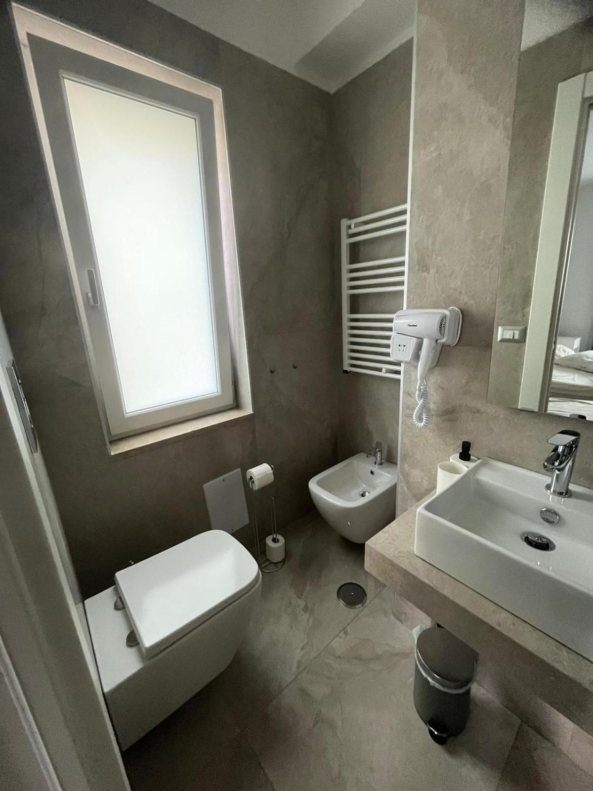 Domus Cervantes Apartment Napoli Eksteriør billede